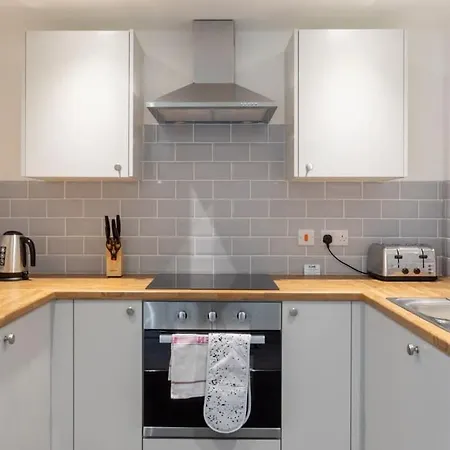 Charming 1 Bedroom In *