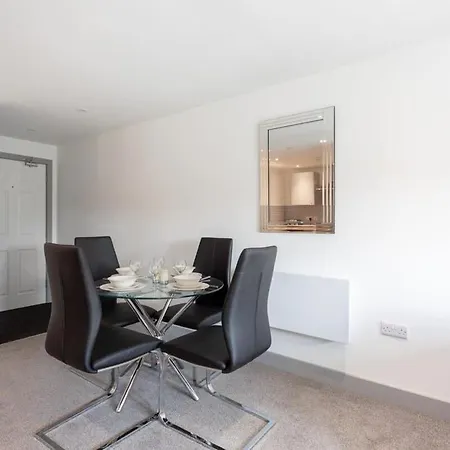 Charming 1 Bedroom In *