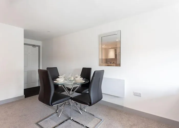 Charming 1 Bedroom In *